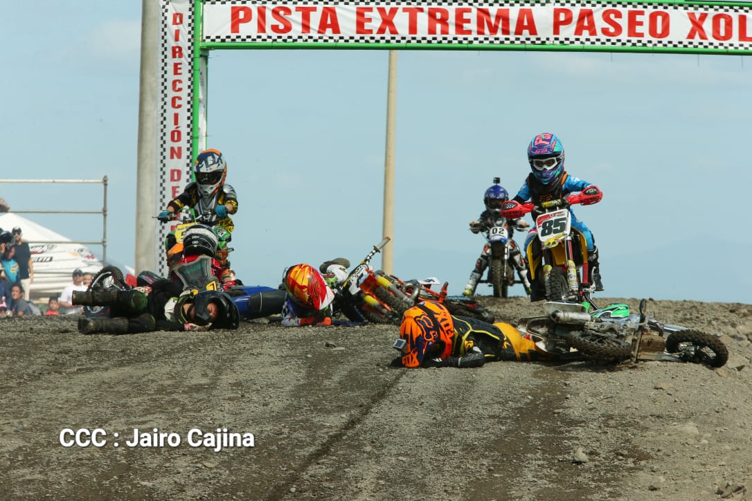 MOTO1